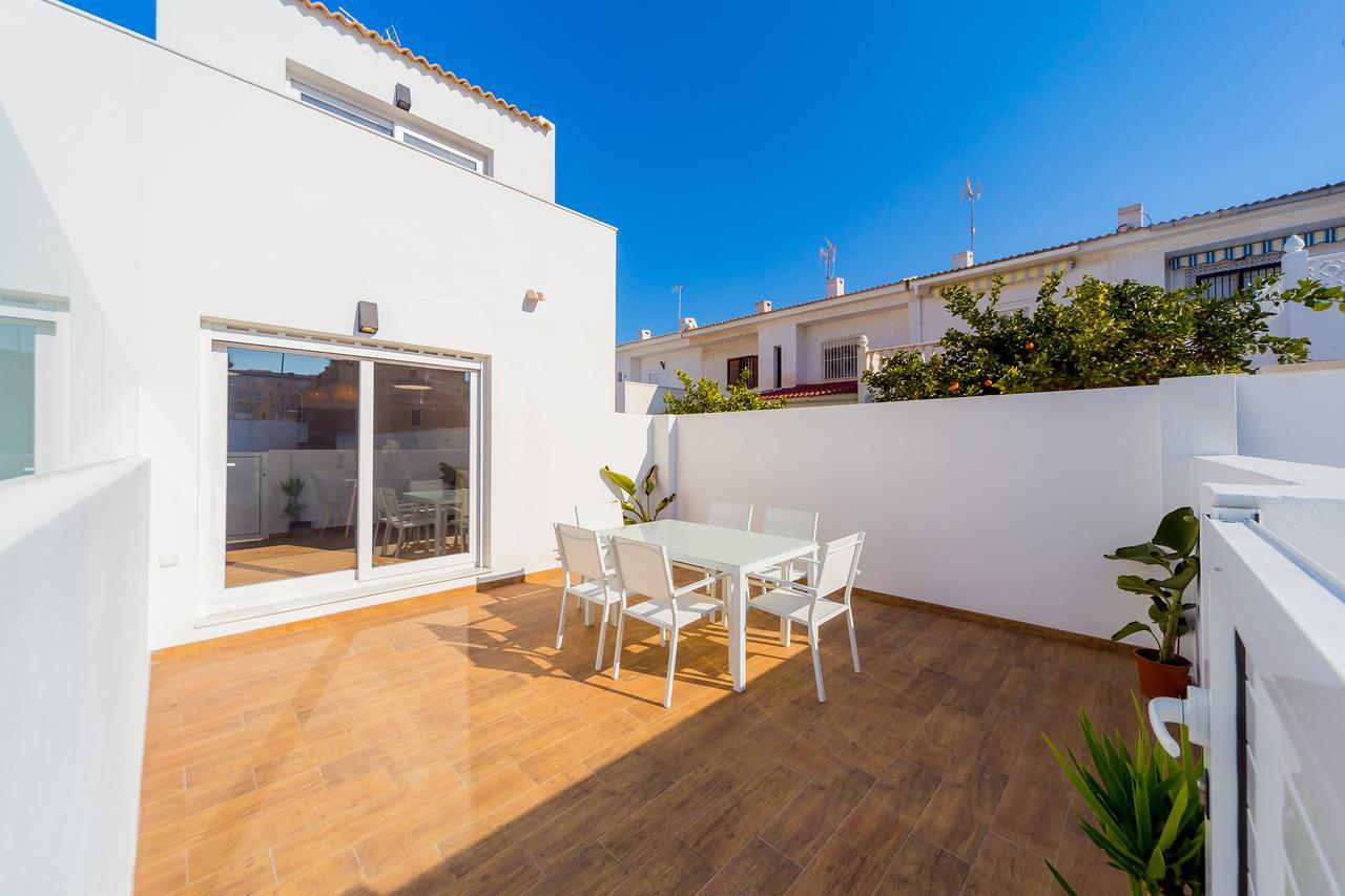 Apartamentos El Abuelo Torrevieja Dış mekan fotoğraf